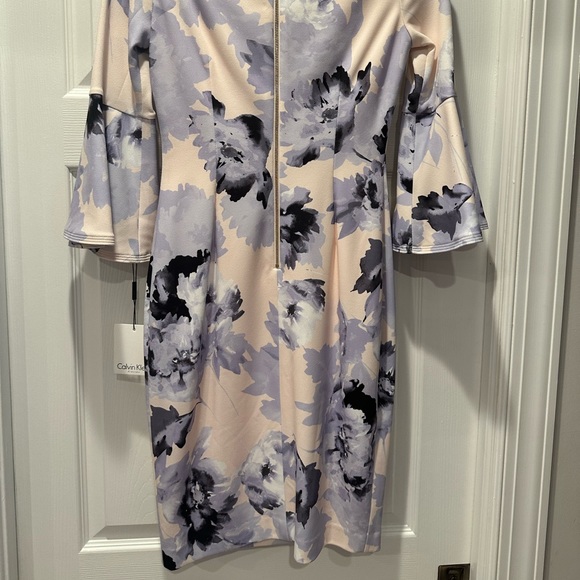 NWT Calvin Klein Spring Bell-Sleeve Sheath Dress - Picture 4 of 8